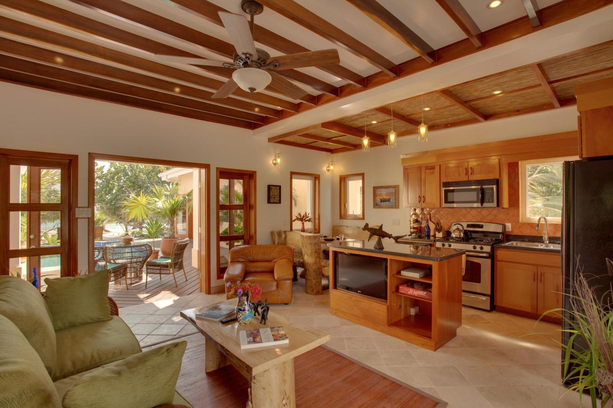 Naia Resort And Spa Placencia Bilik gambar